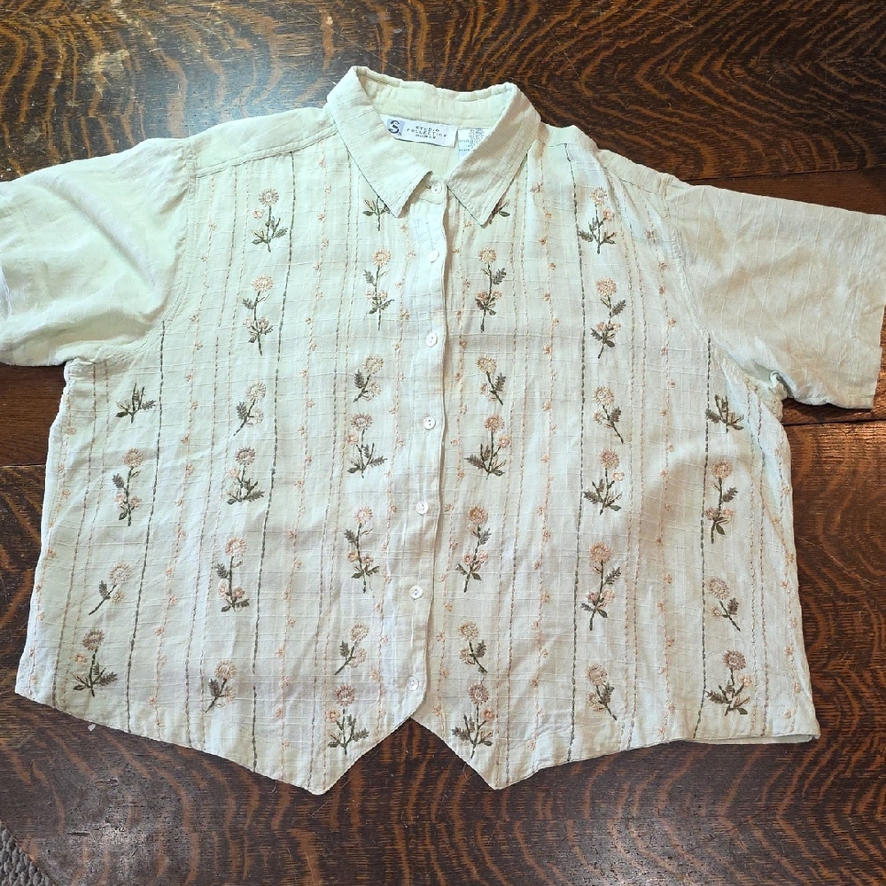 Light green short-sleeved collared shirt featuring vertical stripes small flower